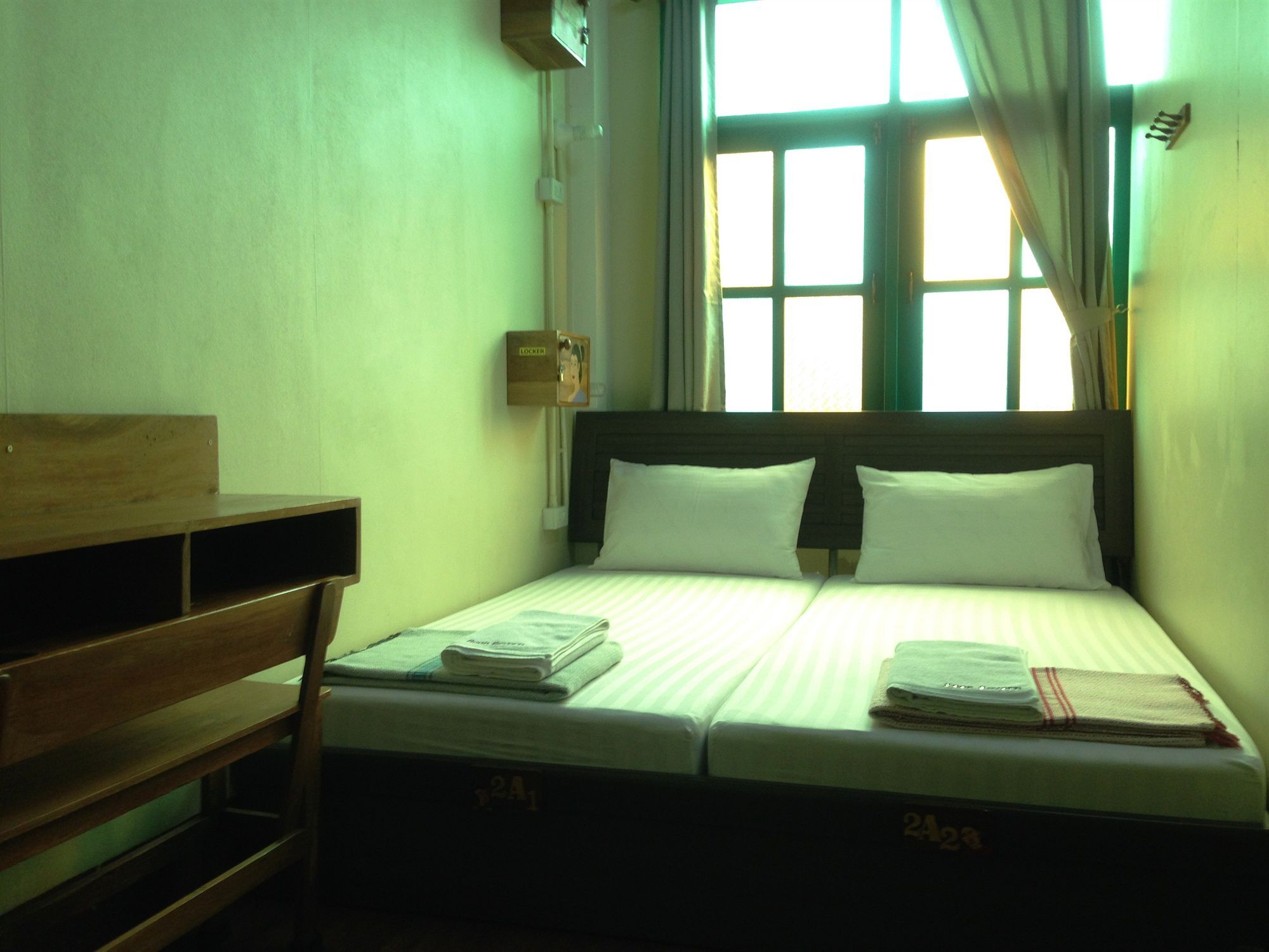 Baan Bovorn Hostel Bangkok Buitenkant foto